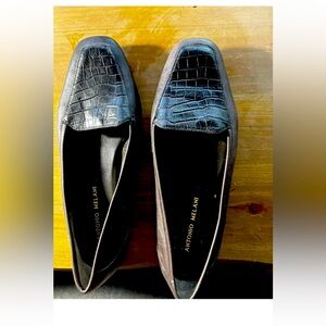 ANTONIO MELANI FAUX ALLIGATOR FLATS SIZE 8